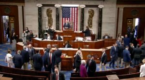 Cámara de Representantes de EEUU aprueba plan fiscal de Trump