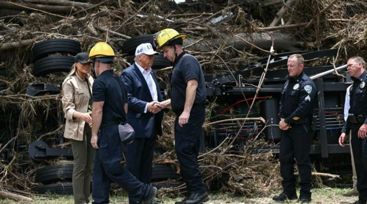 Trump llega a Texas para evaluar daños tras inundaciones en Kerrville