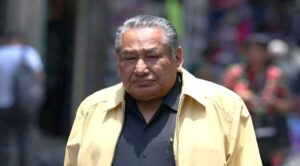 Renuncia fiscal del caso Ayotzinapa tras exigencia de los padres de los 43