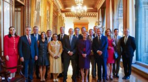 Sheinbaum convoca a gabinete para analizar aranceles de EEUU y definir estrategias