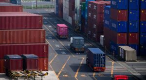 EEUU y Japón alcanzan pacto comercial con inversiones por 550 mil millones de dólares