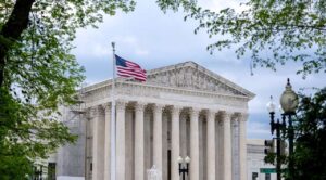 Corte Suprema de EEUU avala deportaciones expeditas sin audiencia previa a terceros países