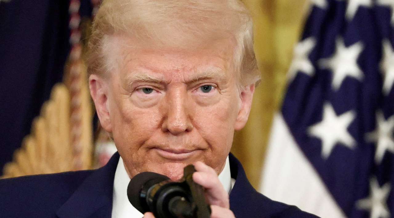 Trump anuncia nuevos aranceles de hasta 40% para 12 países