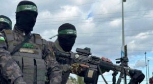 Hamás plantea alto el fuego definitivo y liberación parcial de rehenes