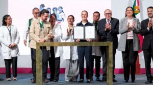 Evoluciona atención médica universal para zonas marginadas