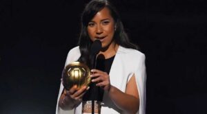 Charlyn Corral, la Delantera que gana el balón de oro de la Liga MX
