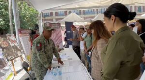 Recorre gobernadora Margarita González Feria Nacional de Empleo para las Juventudes en Cuernavaca