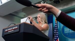 EE.UU. redobla esfuerzos antidrogas, despliega buques militares hacia Venezuela