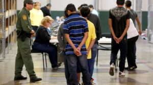 Gobierno de Trump prepara ofensiva migratoria en Chicago