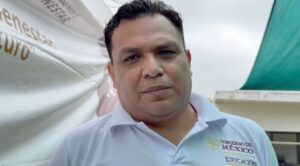 Lanzan recomendaciones en Tlaquiltenango para evitar fraudes en el registro de becas escolares