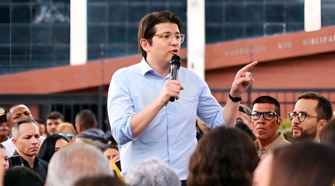 Sentencian a 7 años de cárcel a adolescente que asesinó al precandidato presidencial colombiano Miguel Uribe