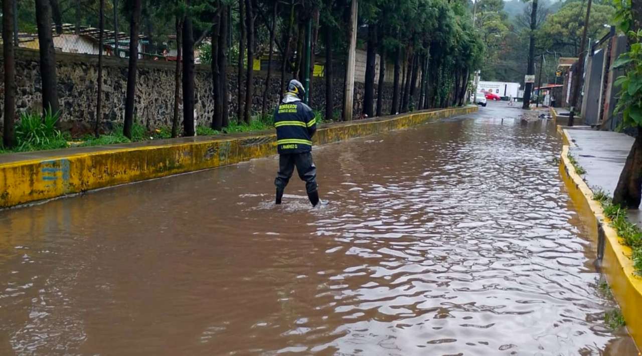 Activan Alertas Naranja y Amarilla por lluvias en la CDMX