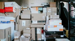 EE.UU. elimina exención arancelaria a envíos de menos de 800 dólares; comercio electrónico en alerta