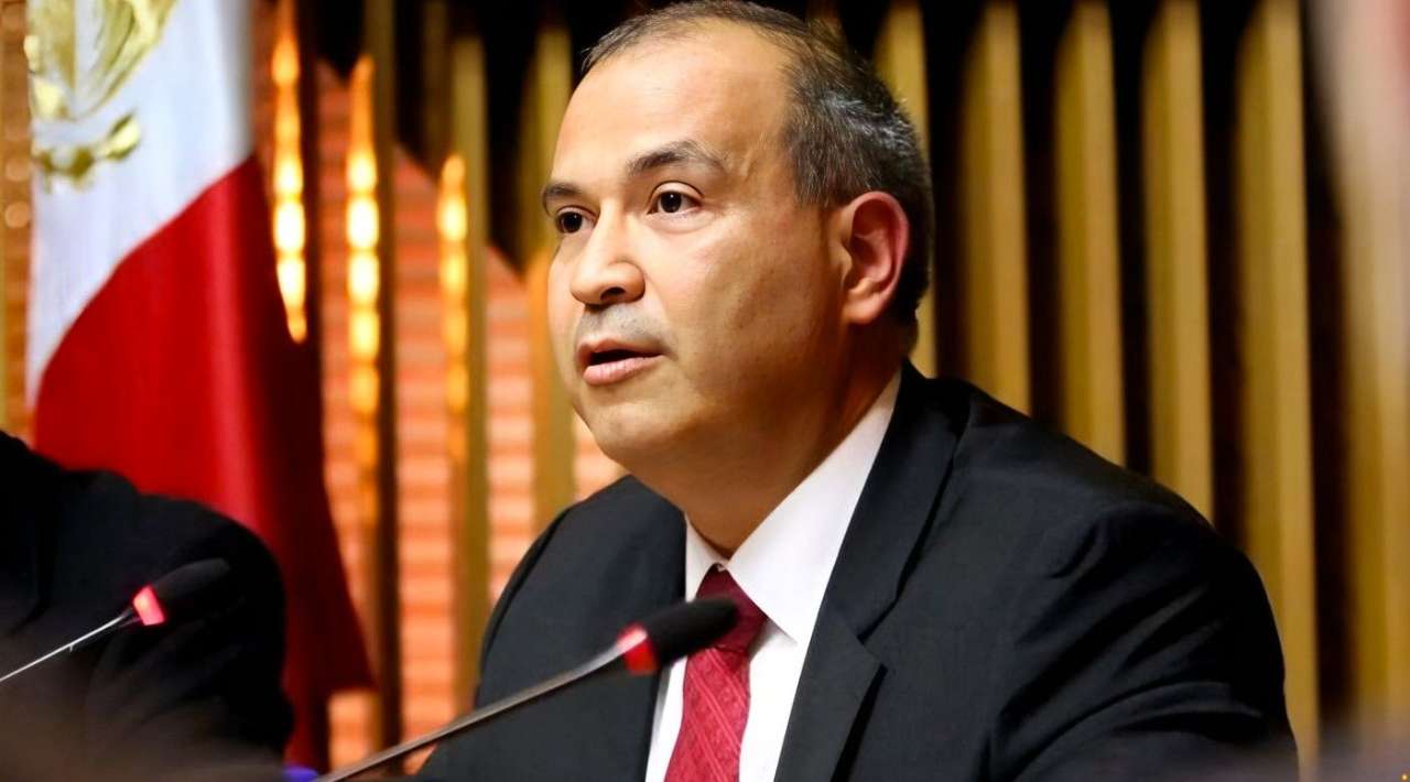 Detienen en EU a ex director de Pemex Carlos Treviño; será juzgado en México por corrupción