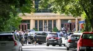 EE.UU. investiga tiroteo en escuela católica de Minneapolis como “crimen de odio” y “terrorismo doméstico”