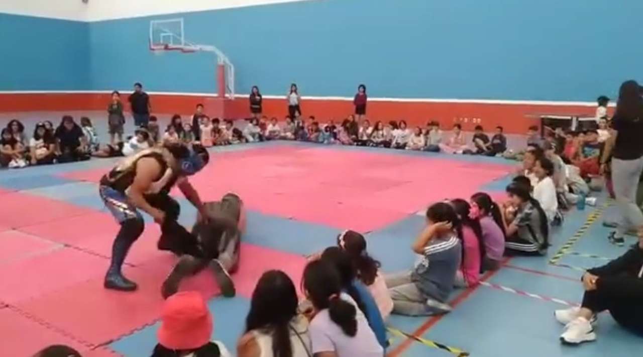 La Lucha Libre se roba el show en el curso de verano “Venaditos” 2025 en Morelos