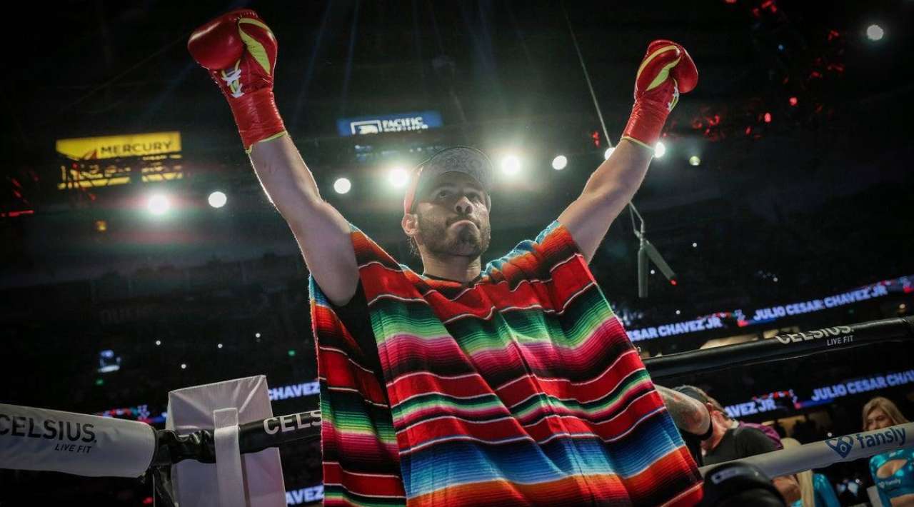 Julio César Chávez Jr. sale del penal en Sonora; seguirá proceso en libertad