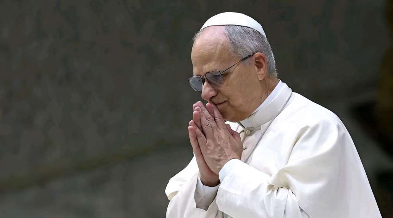 Papa León XIV pide cesar el uso indiscriminado de la fuerza y el desplazamiento forzado en Gaza