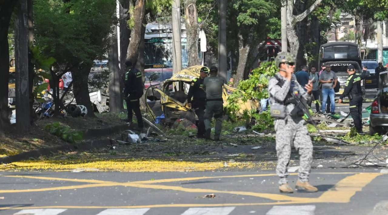 Atentados en Colombia dejan más de 13 muertos y decenas de heridos