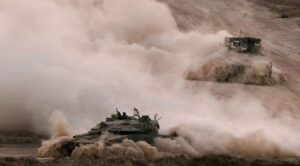 Tanques israelíes destruyen casas y fuerzan huida de palestinos en Gaza