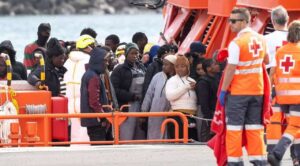 España rebasa los 18 mil migrantes llegados por mar en 2025