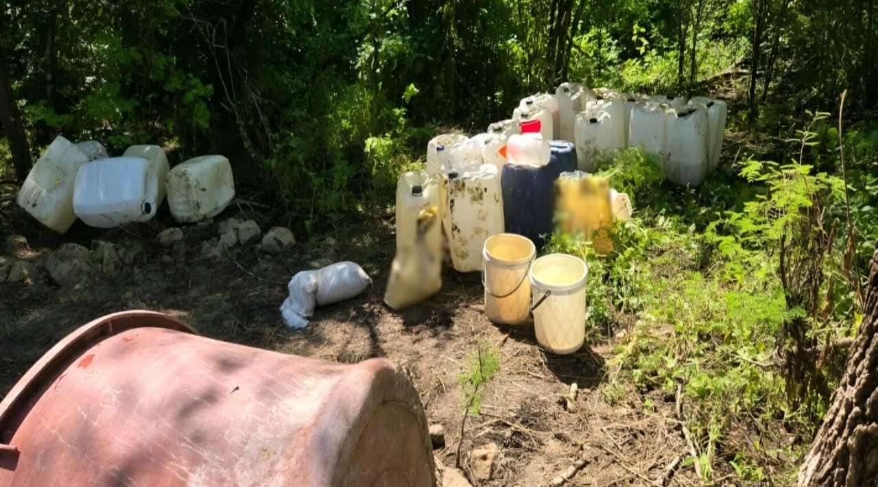Ejército destruye seis laboratorios clandestinos en Sinaloa