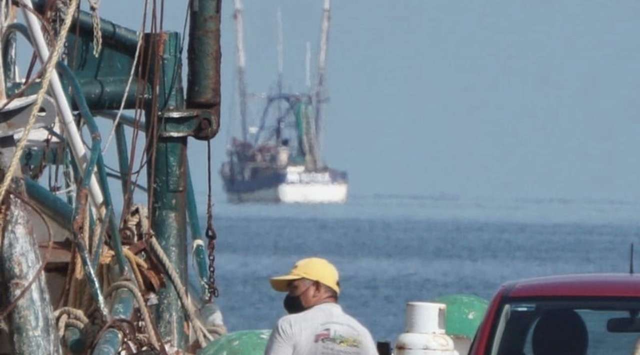 Roban plataforma petrolera en Akal Romeo sobre la Sonda de Campeche