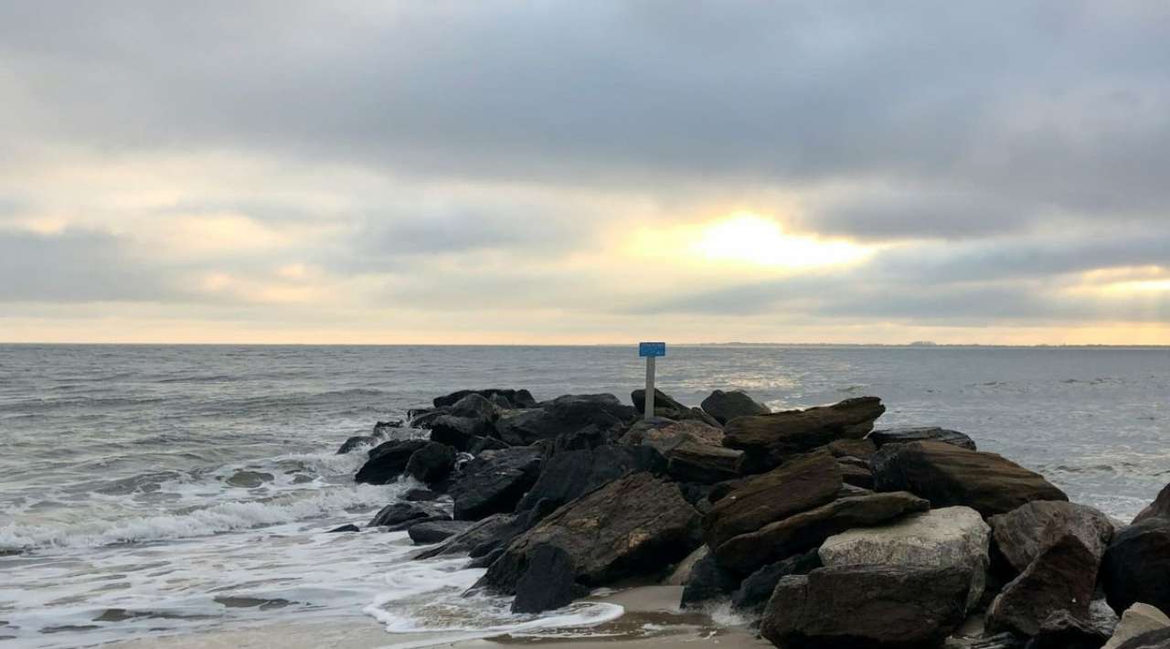 Nueva York cierra playas ante amenaza del huracán ‘Erin’