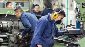 Industria manufacturera de México registra tres meses al alza