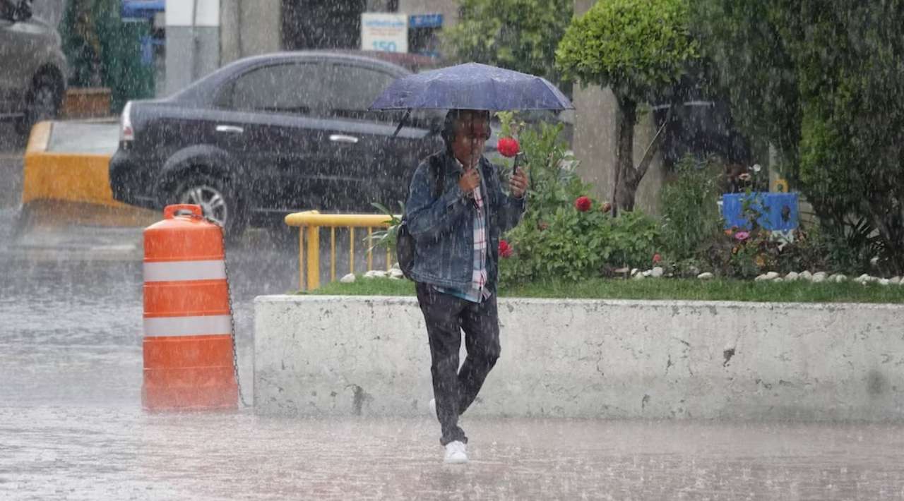 SMN alerta por lluvias intensas, viento y calor extremo en 9 Estados