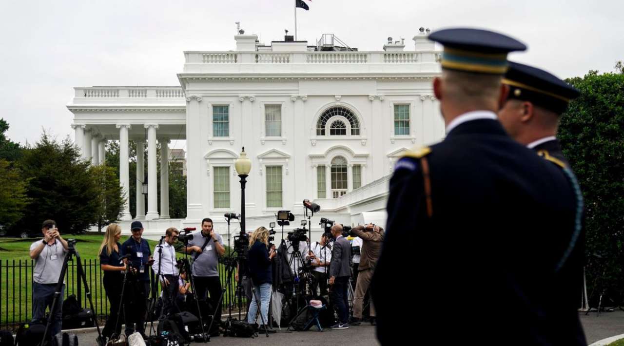 Líderes europeos llegan a la Casa Blanca previo a la reunión Trump-Zelenski