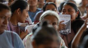 Cartilla de Derechos de las Mujeres será distribuida en 35 lenguas originarias