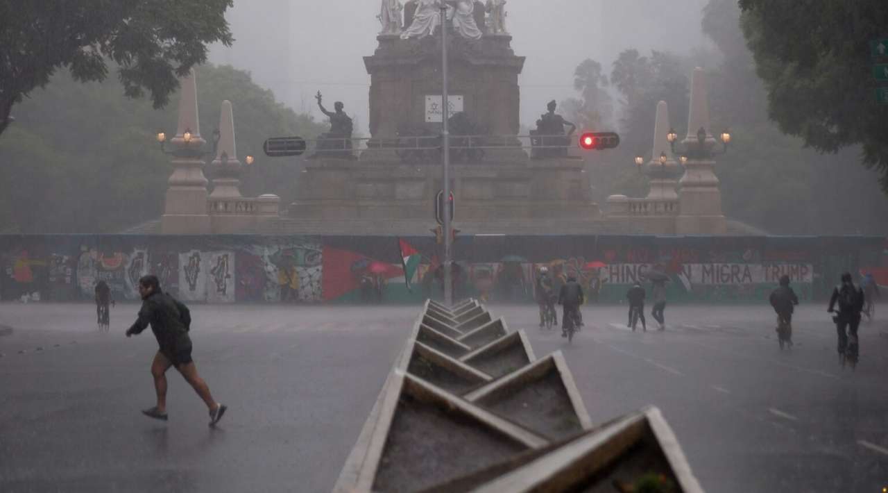 Alerta Amarilla por lluvias en 11 alcaldías de la CDMX este jueves