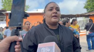 Toman padres de familia telesecundaria en Tlatenchi; exigen maestro para grupo de primer grado