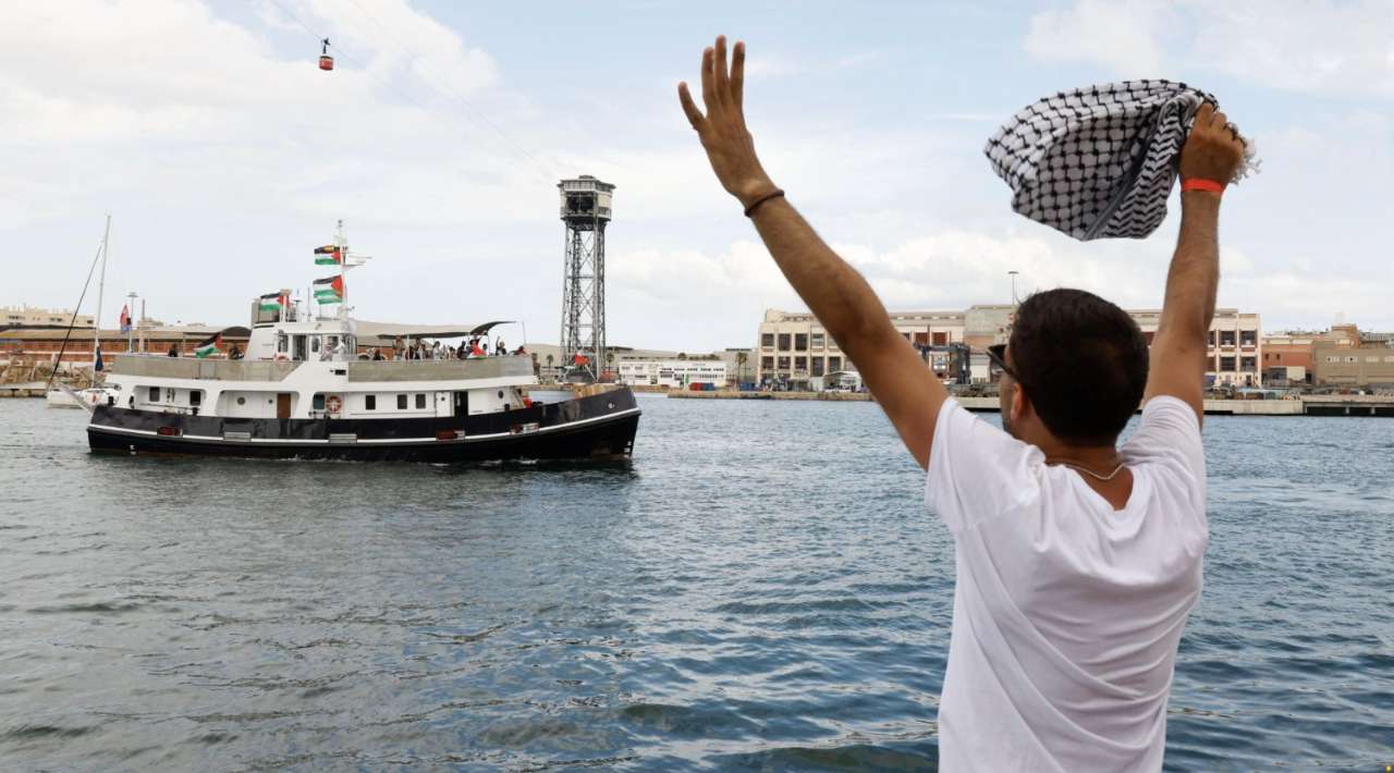 Flotilla humanitaria hacia Gaza regresa a Barcelona por mal clima