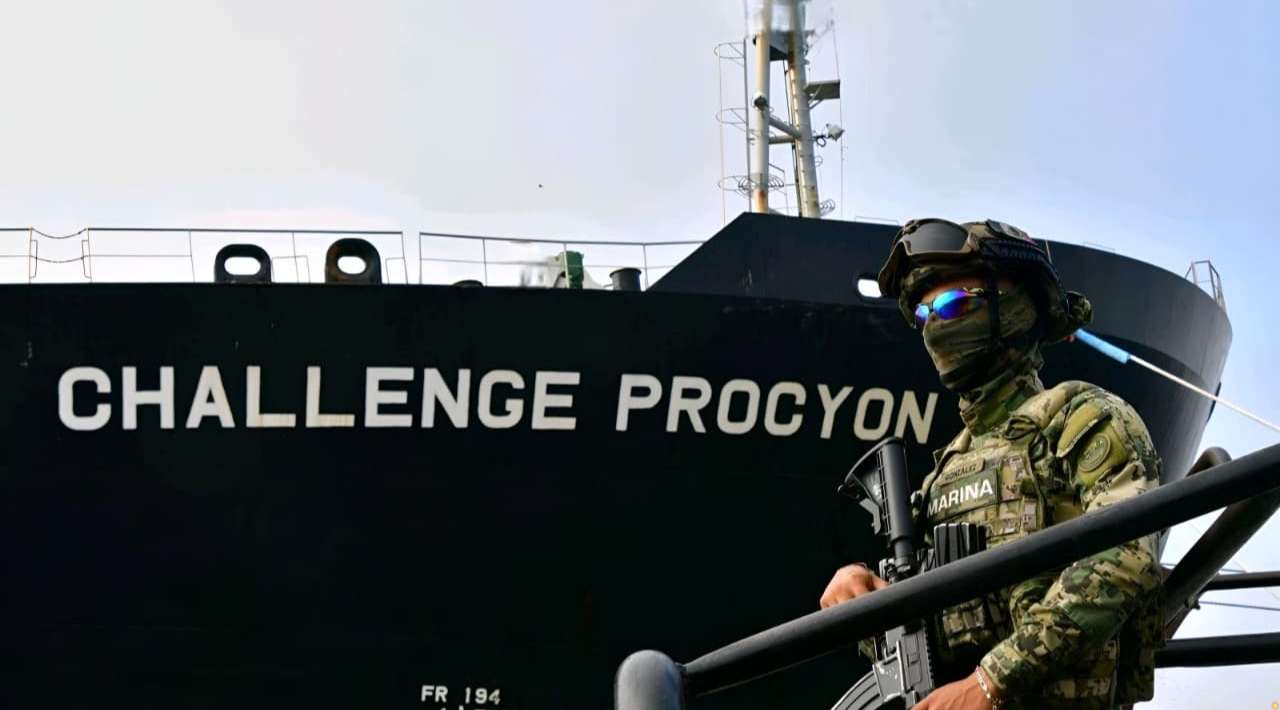 FGR busca 30 a 60 años de cárcel para marinos ligados al ‘huachicol’ fiscal