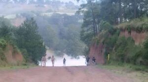 Fuga de gas en ducto de Pemex moviliza a autoridades en Nanacamilpa, Tlaxcala