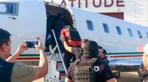 Parte de Colombia avión que traslada a Bermúdez Requena hacia México