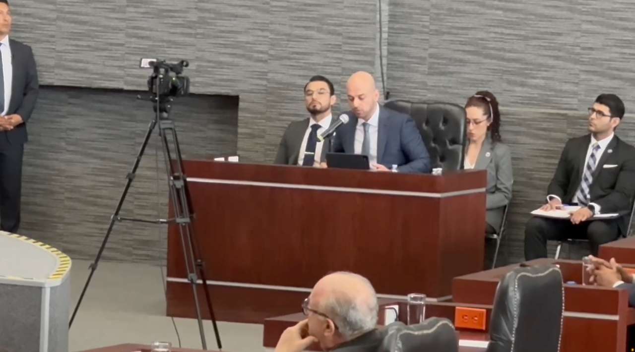 Fiscalía investigará sin privilegios a Cuauhtémoc Blanco por denuncia de presunta tentativa de violación