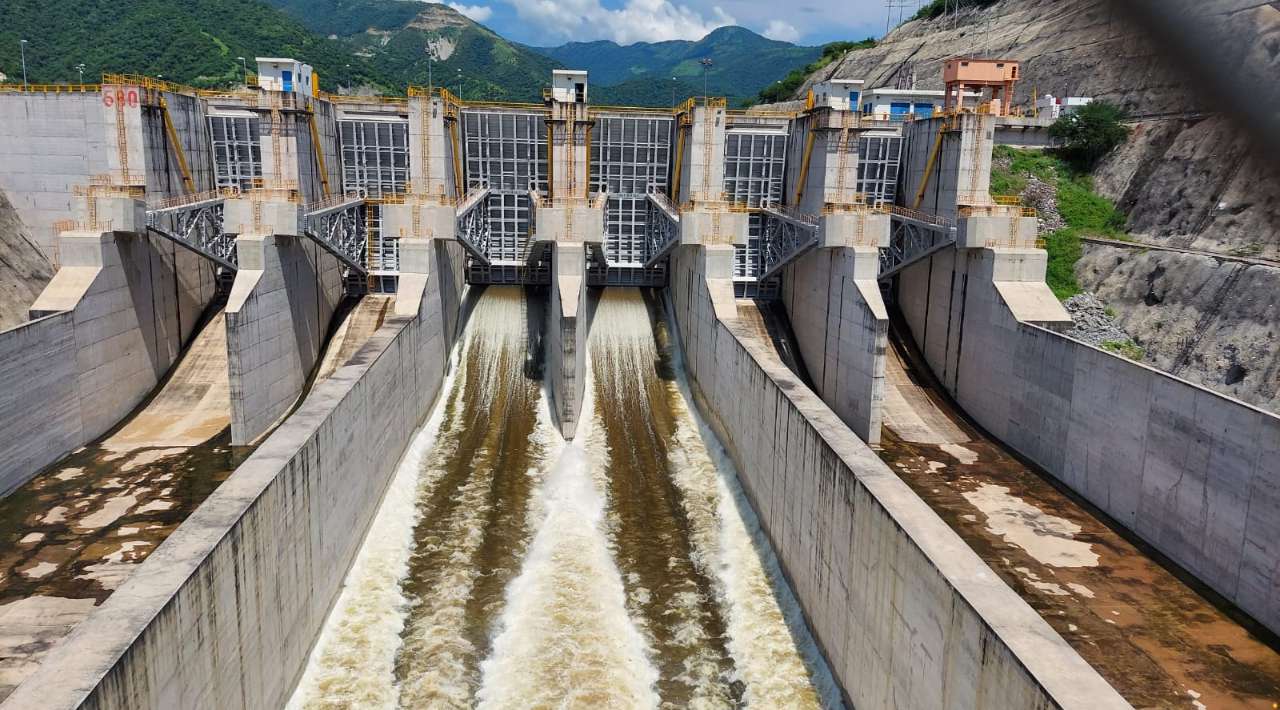 Cutzamala alcanza su nivel máximo en cuatro años