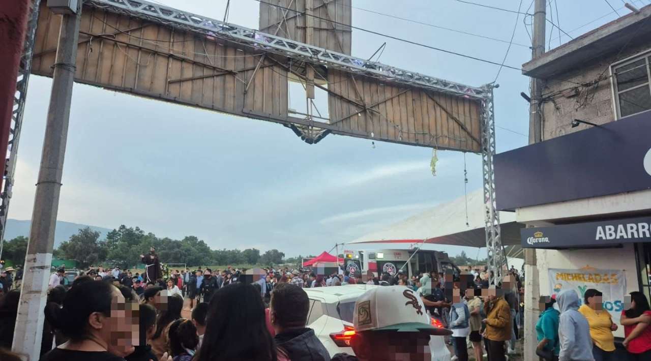 Explosión de pirotecnia en fiesta patronal de Teotihuacán deja 28 heridos