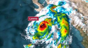 Huracán “Lorena” se degrada a tormenta tropical frente a Baja California Sur