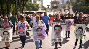 Revelarán a padres de familia, avances científicos en la investigación de estudiantes desaparecidos de Ayotzinapa