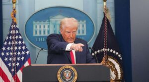 Trump iniciará renegociación del T-MEC en octubre