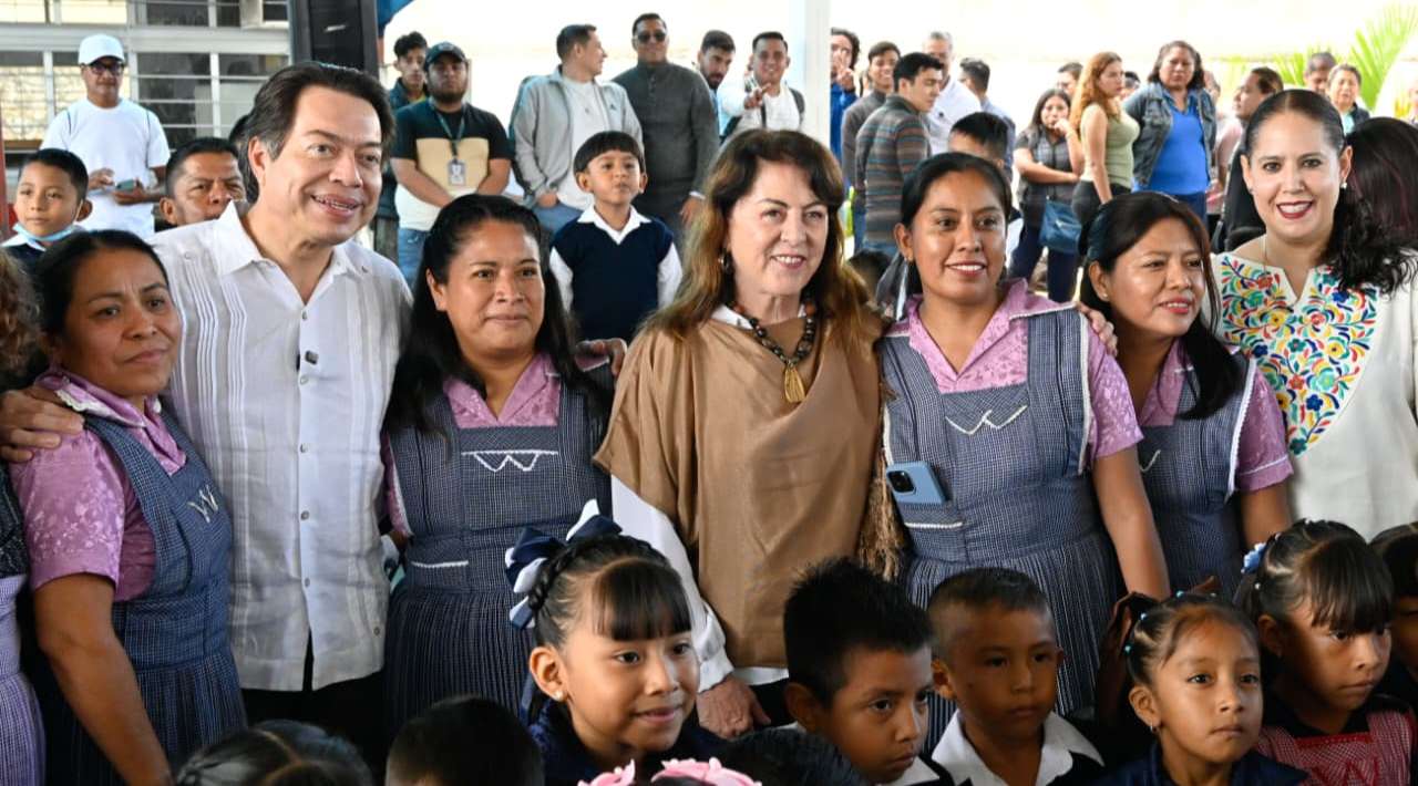Conmemoran en Cuentepec el Día de la Mujer Indígena e impulsan lectura en lengua náhuatl