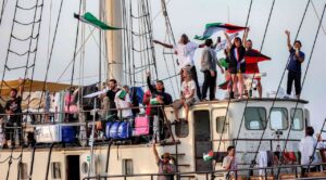 Flotilla Global Sumud navega “en alerta” hacia Gaza