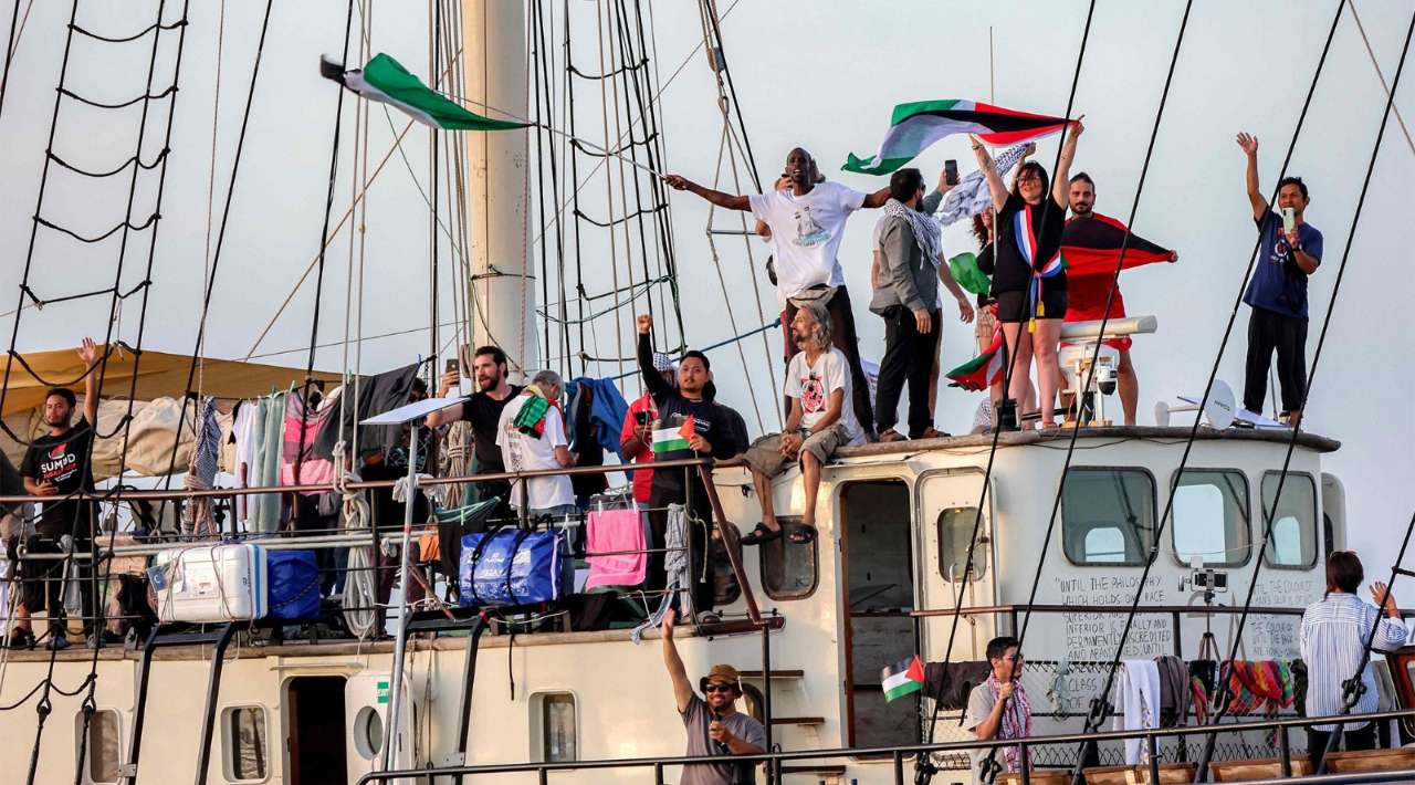 Flotilla Global Sumud navega “en alerta” hacia Gaza