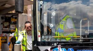 Ataque en parabús de Jerusalén deja seis muertos y 12 heridos