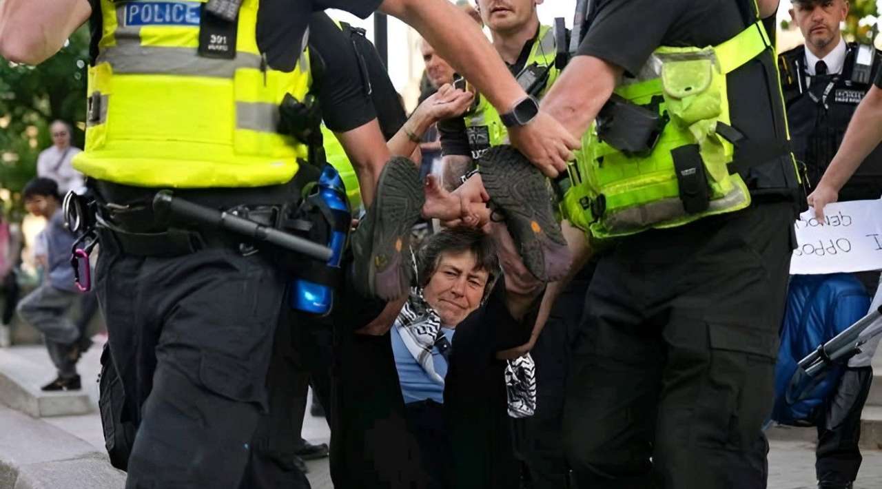 Más de 800 detenidos en Londres por protestar en apoyo a Palestine Action
