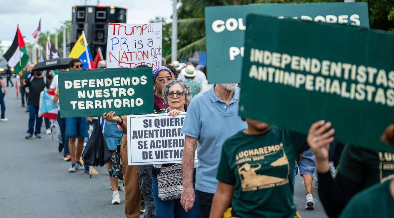 Protestan en Puerto Rico contra maniobras militares de EE.UU.